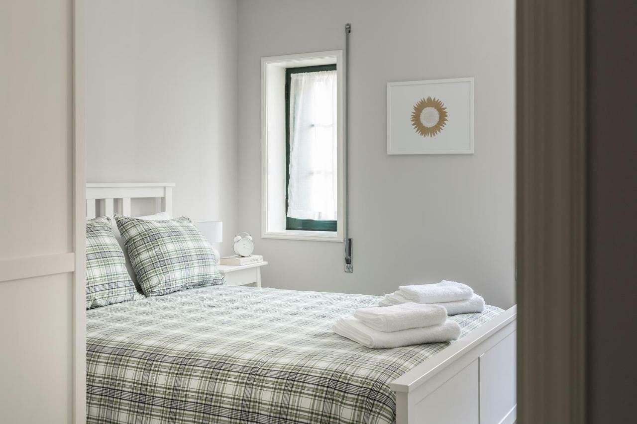 Aveiro Train Flat Apartment ภายนอก รูปภาพ