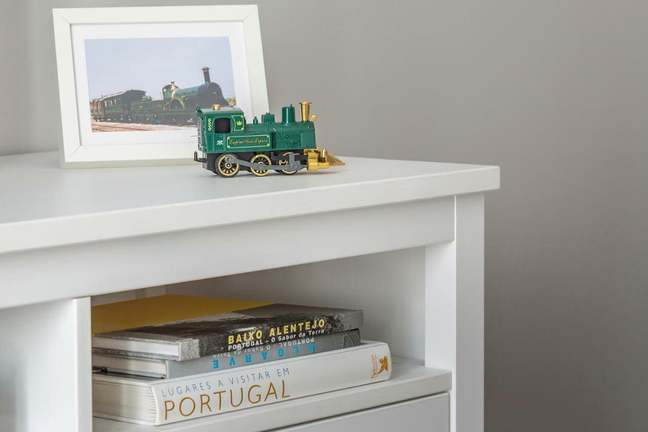 Aveiro Train Flat Apartment ภายนอก รูปภาพ