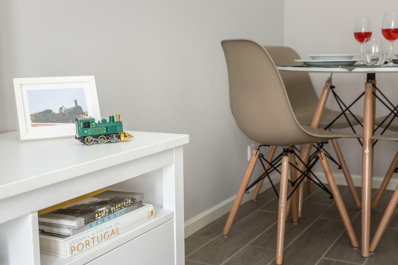 Aveiro Train Flat Apartment ภายนอก รูปภาพ