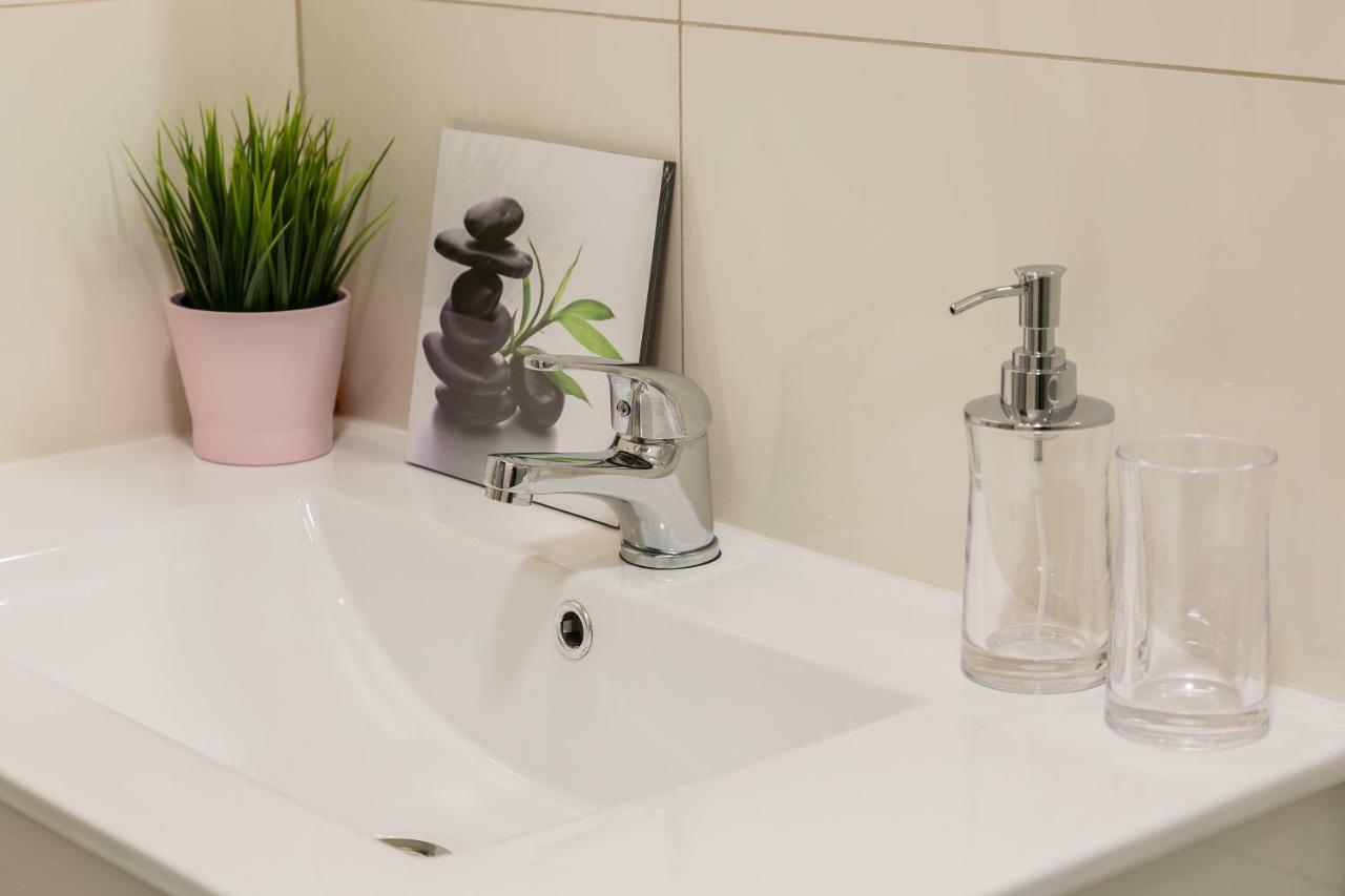 Aveiro Train Flat Apartment ภายนอก รูปภาพ